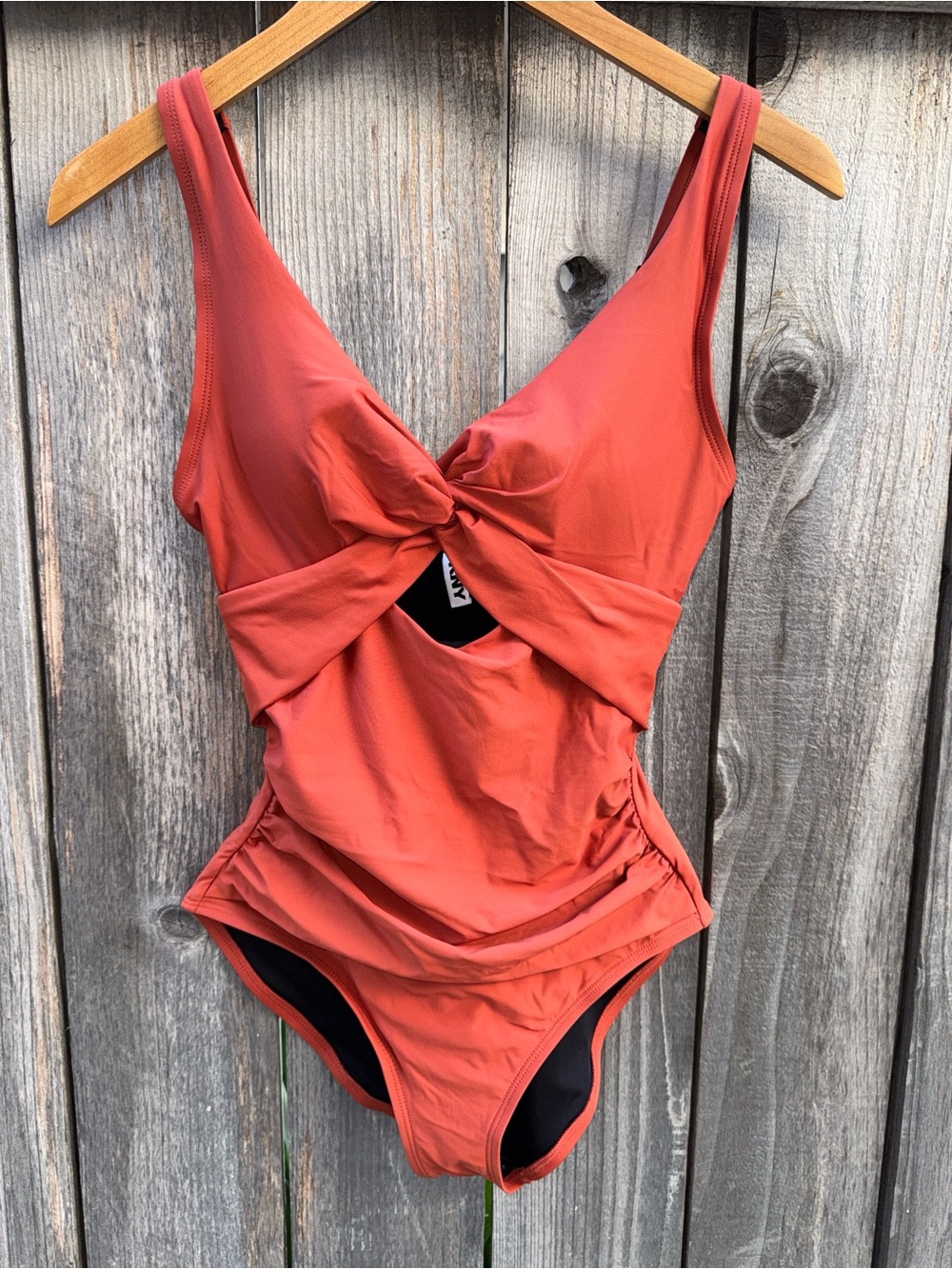 DKNY Shirred Keyhole Detail One-Piece Swimsuit Size Small - Picture 3 of 9